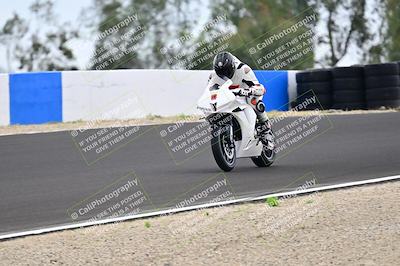 media/Apr-18-2025-TrackDaz (Fri) [[45f5874c44]]/A Group/Session 3 (Turn 6 - Outside)/